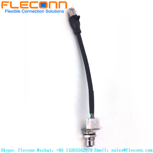 Conector de montaje en panel hembra con codificación X M12 a cable RJ45 con conector de placa B10B-XADSS-N de paso XAD de 2,5 mm